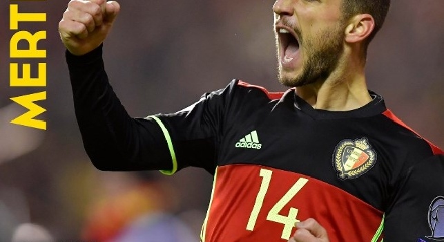 Mertens premiato come miglior giocatore del Belgio: vince il <i>Diavolo dell'anno </i> davanti a Hazard e Nainggolan