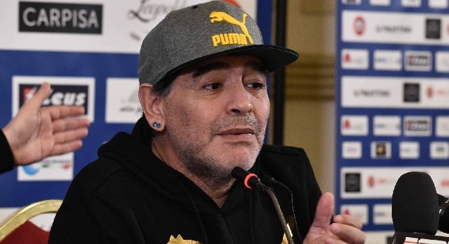 Maradona: Il mio ruolo nel Napoli? Non è questione di ruoli, basta lottare sempre per il secondo o terzo posto!