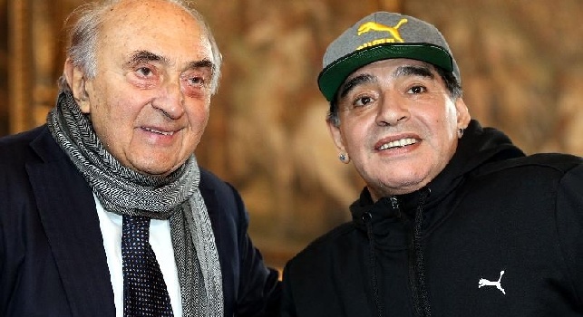 Maradona su Ferlaino: Volevo una squadra da scudetto, glielo dissi. Facevamo 80mila spettatori e lottavamo con la Cremonese