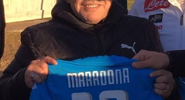 La 10 restituita al legittimo proprietario, Diego Armando Maradona! (FOTO)