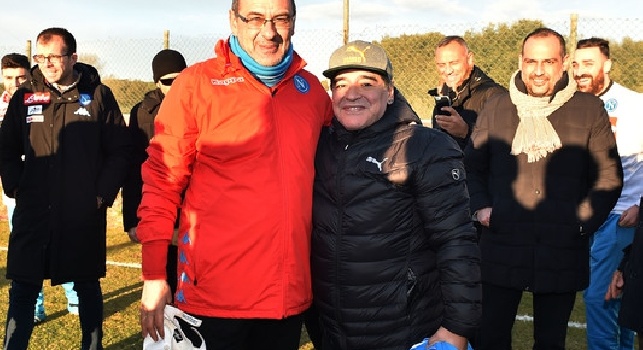 Prima una pacca sulla spalla, poi a cena con Sarri e la squadra, carica Maradona: in campo senza paura!