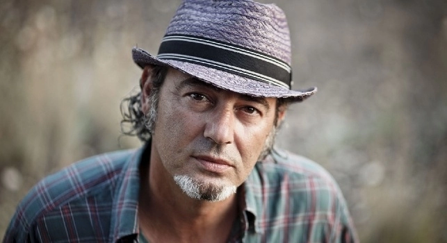 Napoli molto attivo sui social, arriva la risposta a Luca Carboni (FOTO)