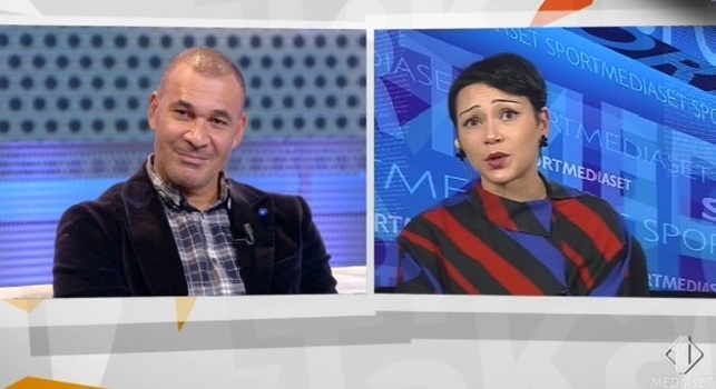 Siparietto Gullit-Anna Trieste: Volevo ringraziarlo per il sorteggio Champions col Real: Sì n'amic! (VIDEO)