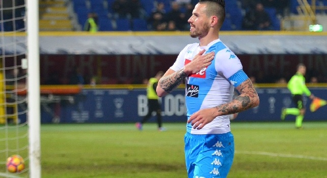 Raddoppio del Napoli sul Chievo: gol numero 110 per Hamsik! Sorrentino ostacolato da un compagno