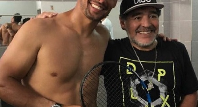 Tennis - Impresa Fognini, batte Murray n° 1 al mondo: al Foro intonano O'surdat 'nnammurat! [VIDEO]