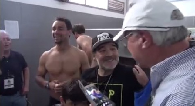 Fognini e Maradona negli spogliatoi a cantare Oh mamma, mamma, mamma.. [VIDEO]