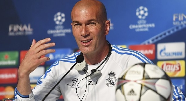 AS - Real Madrid, Zidane indeciso sul modulo: il tecnico teme una caratteristica del Napoli