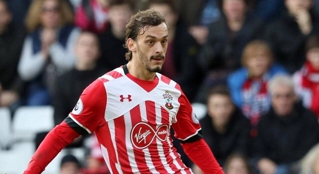 Sky - Si complica il ritorno in Italia dell'ex Napoli Gabbiadini: il Southampton rifiuta le offerte di Bologna e Fiorentina