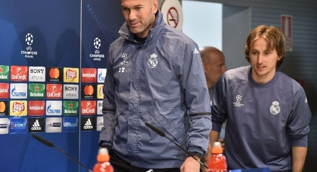 Zidane e Modric in conferenza, quanta concentrazione: tutti gli scatti di CalcioNapoli24 [FOTOGALLERY]