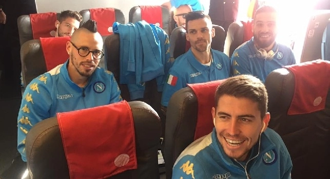 In partenza per Madrid!: le immagini dall'aereo degli azzurri! [FOTO]