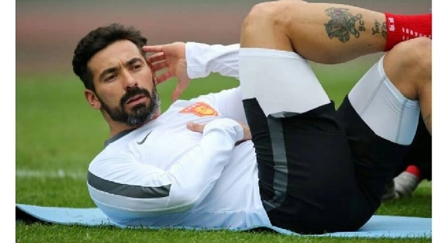Lavezzi, che flop in Cina: 27.5 mln all'anno e 0 gol