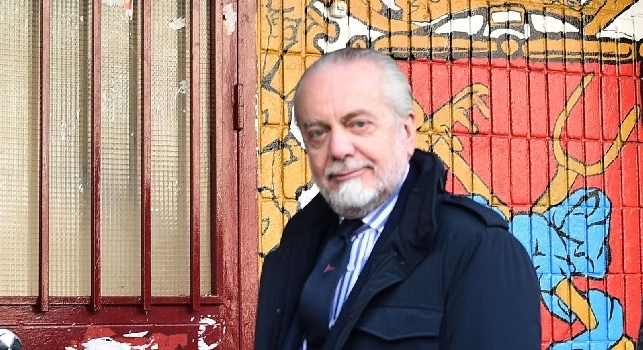 ESCLUSIVA - De Laurentiis assiste alla rifinitura degli azzurri [FOTO]