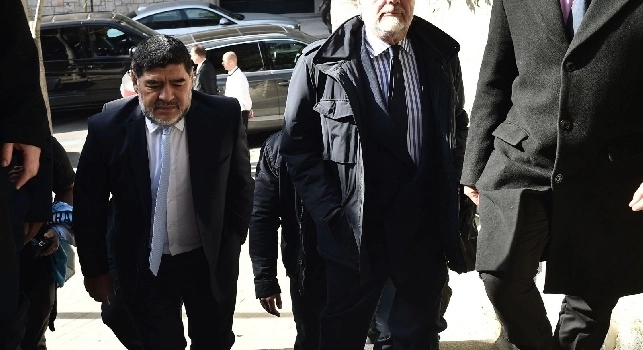 Real Madrid-Napoli, pranzo UEFA in corso: De Laurentiis e Maradona a tavola con Perez [FOTOGALLERY CN24]