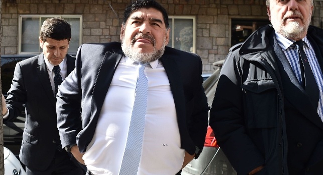 Diego Armando Maradona a Piazza del Plebiscito per la cittadinanza onoraria