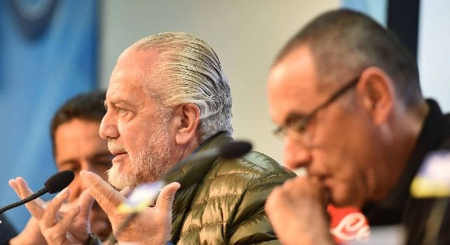 Il Mattino - Sarri-De Laurentiis, l'allenatore ha il fuoco dentro: c'è bisogno di un chiarimento. A fine anno decideranno se continuare insieme