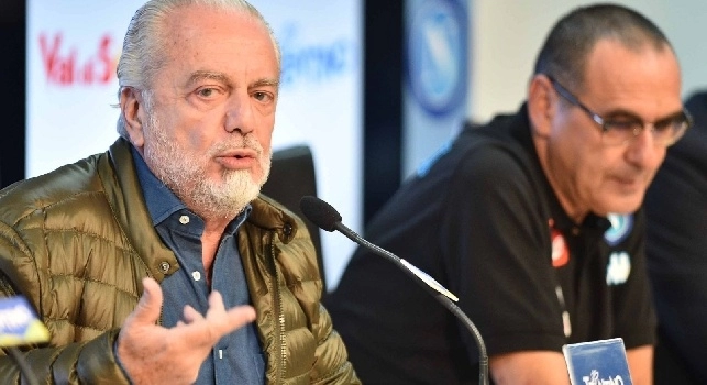 RAI - Sarri non ha ancora detto sì all'Atalanta, un invito da De Laurentiis può essere decisivo! Avviati colloqui con un'alternativa