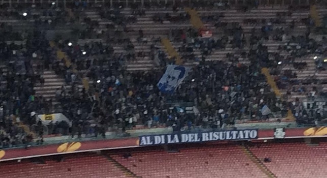 Napoli facci un gol!: il coro della Curva B per spronare gli azzurri sotto contro l'Atalanta [VIDEO]