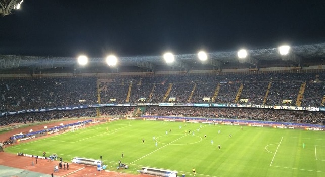 Napoli-Juve, clamorosa beffa di ADL: prezzi bassi in Coppa, i bianconeri ci <i>rimettono</i> milioni