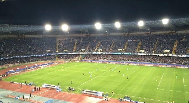 In 50mila al San Paolo per l'ultimo saluto alla squadra e per crederci: il secondo posto &egrave; ancora possibile