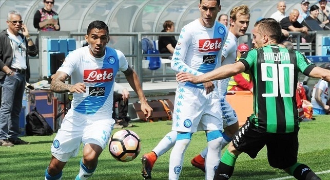 Sassuolo-Napoli 1-1, Hamsik disperato per l'errore: spunta un gesto fantastico di Jorginho