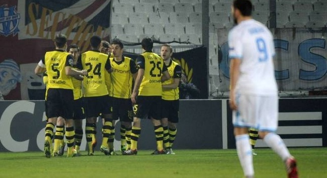 Bundesliga, pareggio pericoloso per il Borussia Dortmund: terzo posto in bilico, ma non potrebbe sfidare il Napoli