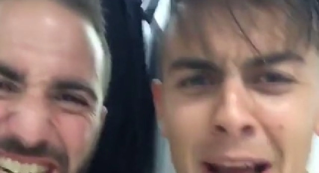Juve in finale, Higuain incontenibile: esultanza pazza negli spogliatoi con Dybala [VIDEO]