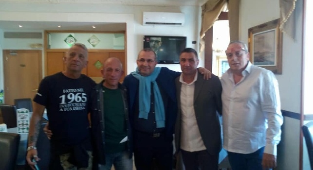 Il pranzo dei Campioni d'Italia da 'E' Vicchiarelle' di Sandro Sanges a Piazza Nicola Amore [FOTO E VIDEO CN24]