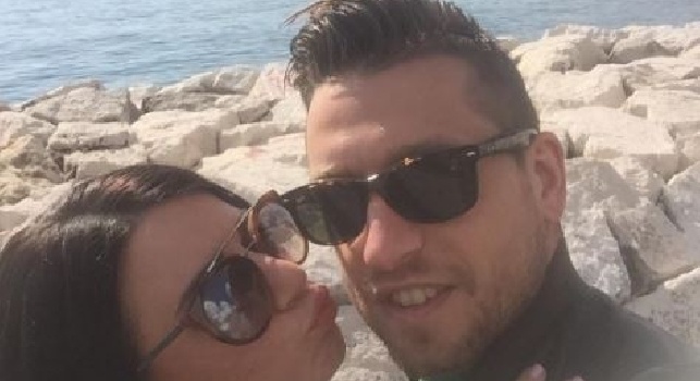<i>A' Maronna t'accumpagna... ma chi guida sei tu</i>: lady Giaccherini e il messaggio in napoletano [FOTO]