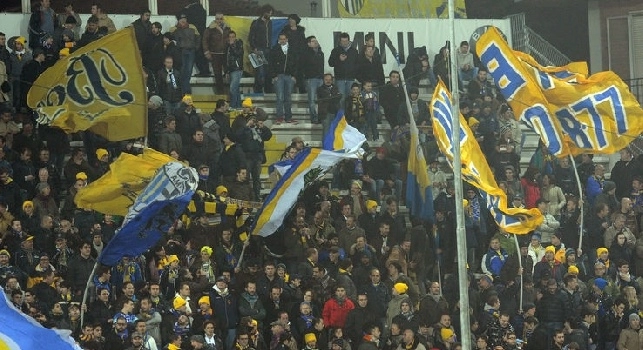 I cinesi fanno ancora spese in Italia: il gruppo Desport acquisisce il 60% delle azioni del Parma