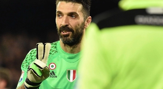 Da Napoli denunciano il 'biscotto': Buffon ha lasciato che la Roma segnasse! [VIDEO]