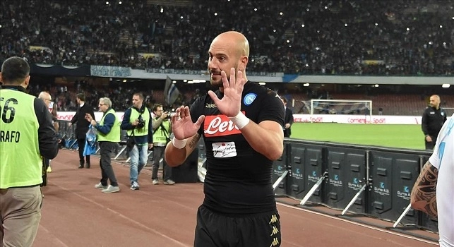 Gazzetta: Napoli-Reina, frattura difficilmente sanabile! Il portiere ha offerte dalla Liga