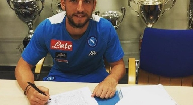 Dries Mertens firma il rinnovo fino al 2020 con il Napoli
