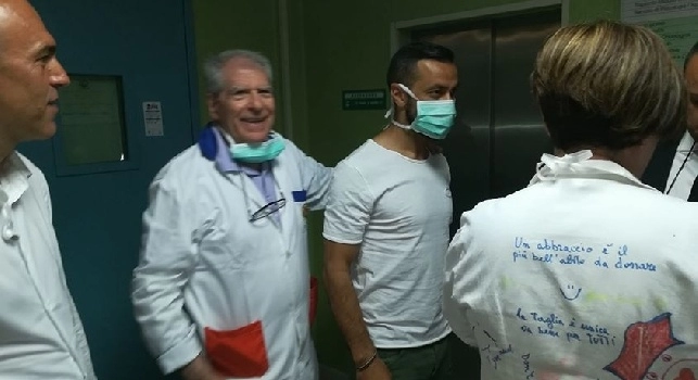 Quagliarella, Capello e Di Marzio fanno visita ai bambini del “Santobono-Pausilipon” [FOTO e VIDEO CN24]