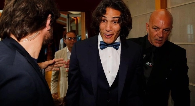Cavani: Ho fatto una promessa a me stesso e alla mia famiglia, torno in Italia solo per il Napoli [VIDEO]