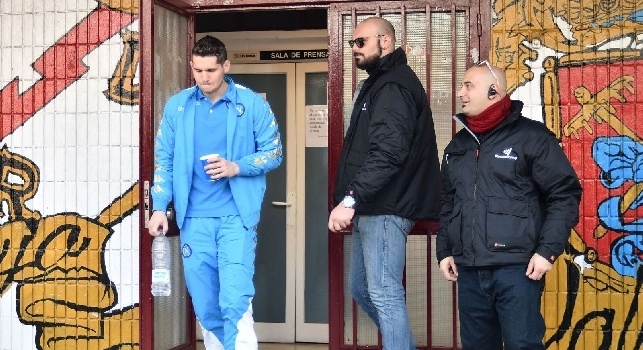 Rafael Cabral Barbosa, noto semplicemente come Rafael, &egrave; un calciatore brasiliano, portiere del Napoli.