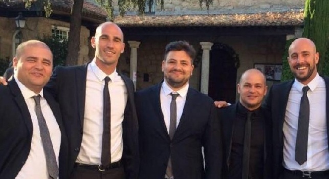 Paolo Cannavaro e Pepe Reina con i fratelli Esposito