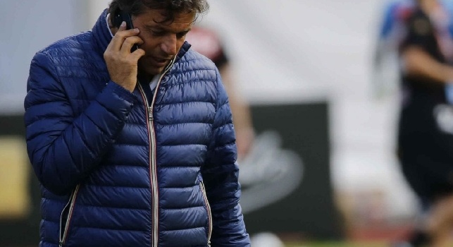 Cristiano Giuntoli a telefono, il ds del Napoli piace al Milan per il dopo Mirabelli