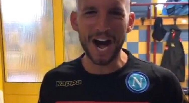 Capelli rasati per Mertens: Marò!, Jorginho se la ride in napoletano: Comm è bello stu capello! [VIDEO]
