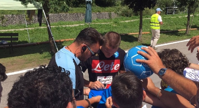 Non essere arrabbiato, fatti una risata!: la richiesta dei tifosi per Zielinski [VIDEO CN24]