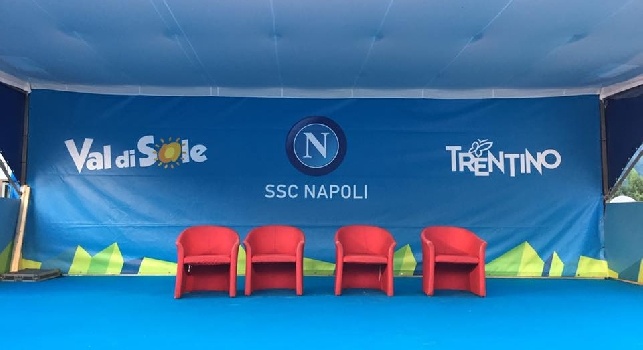 Dimaro, entusiasmo per i tifosi del Napoli: si attende la presentazione della squadra [VIDEO]