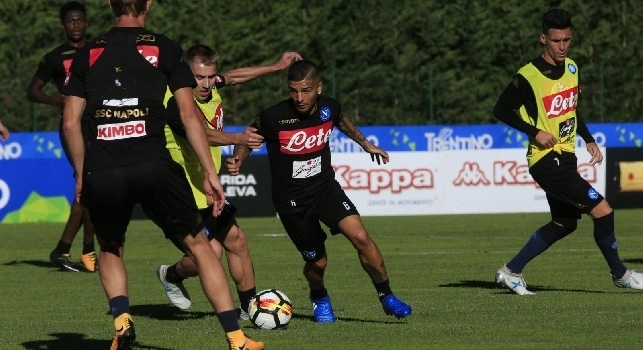 DIRETTA - Dimaro, giorno 13: Sarri, che martello per i difensori! Coro alla Maradona per Mertens, sorpresa per Diawara e nuovo look per Allan