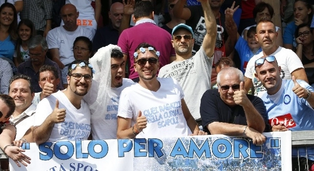 Dimaro - Da Maksimovic spiaggiato al velo da sposa in tribuna, gli scatti della seduta mattutina [FOTOGALLERY CN24]