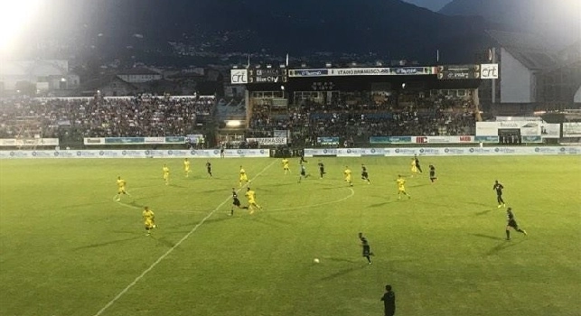 Napoli-Chievo, ecco lo striscione esposto dagli ultras dopo il gesto vergognoso [FOTO CN24]