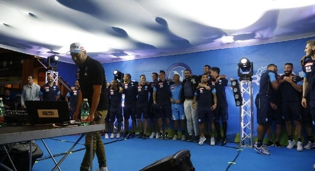 Ritiro del Napoli a Dimaro: presentazione della squadra in piazza