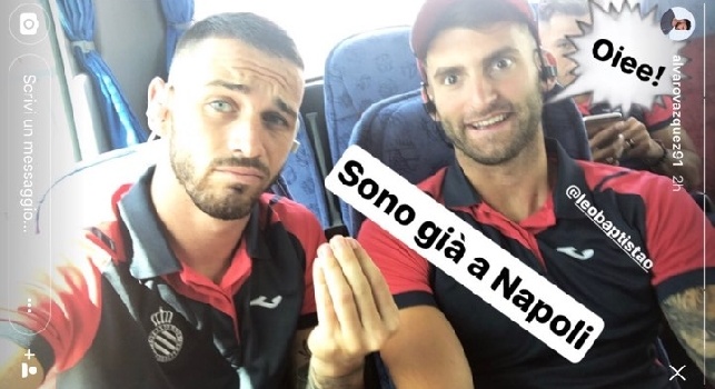 Sono già a Napoli!, Vazquez dell'Espanyol scatta un selfie in pullman con Leo Baptistao [FOTO]