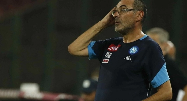 Maurizio Sarri (Napoli, 10 gennaio 1959) &egrave; un allenatore di calcio italiano, attuale tecnico del Napoli.