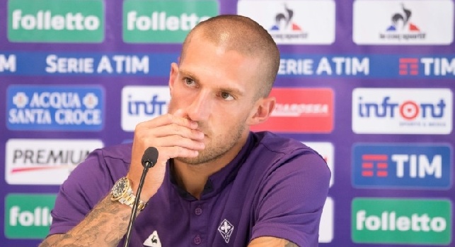 Fiorentina, Biraghi annuncia. La fascia di capitano di Astori non si tocca, la Lega ci multi pure. Pagheremo