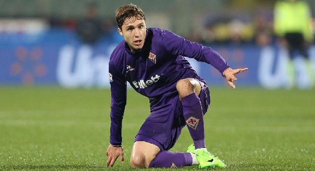 Federico Chiesa in azione con la maglia della Fiorentina