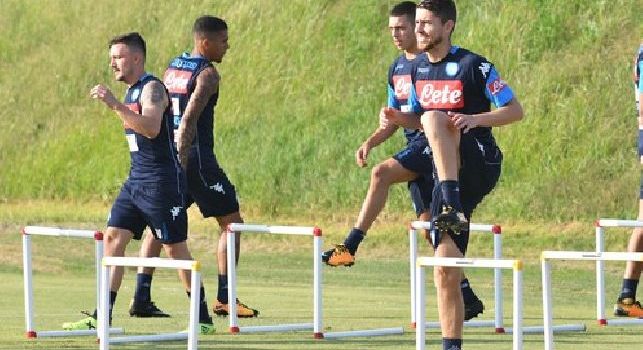 Ultime da Castel Volturno - Squadra divisa in due gruppi, lavoro rigenerante per chi ha giocato con l'Inter. Domani partenza per Genova