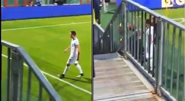 Crotone-Fiorentina, i tifosi beccano Veretout: schiaffo al raccattapalle sotto gli occhi della Polizia [VIDEO]